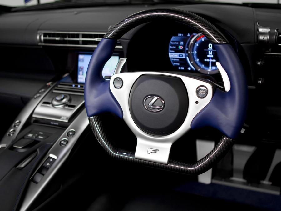  Lexus LF-A 2011 года  (AU) (фото 2 из 20)